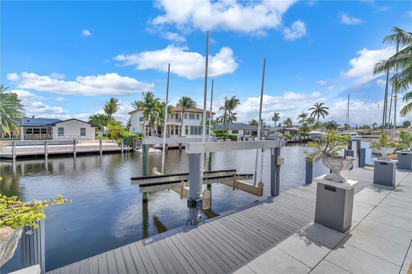 VENETIAN ISLES 3RD SEC - Residential