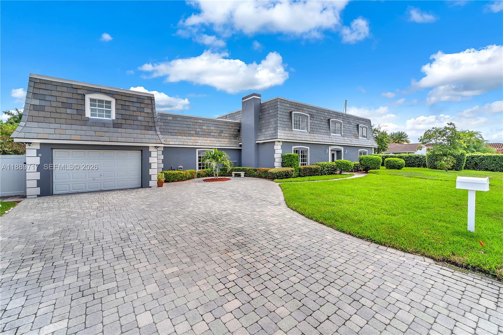 VENETIAN ISLES 3RD SEC - Residential