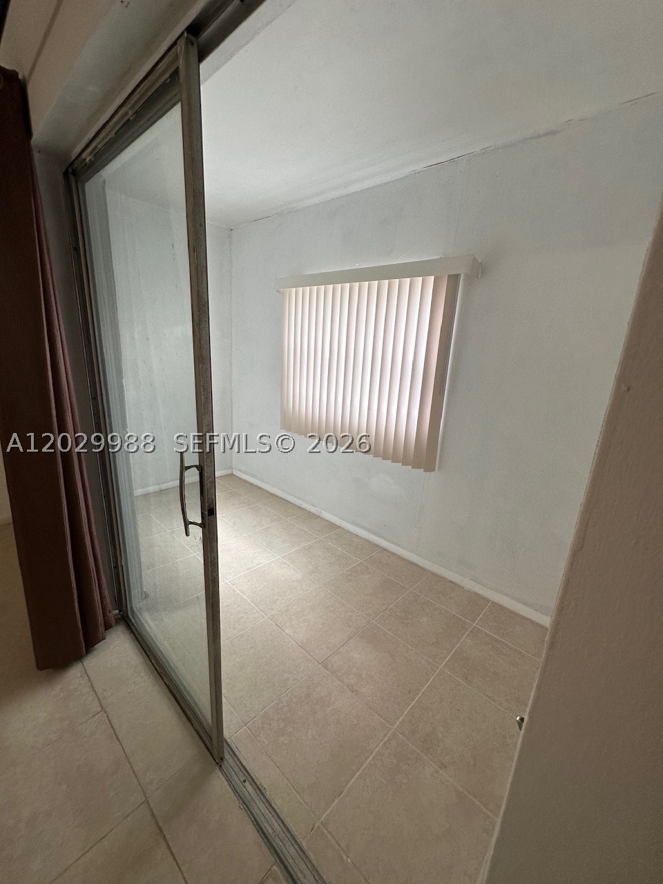SUNRISE TOWNE PREFERRED 4 - Residential Lease