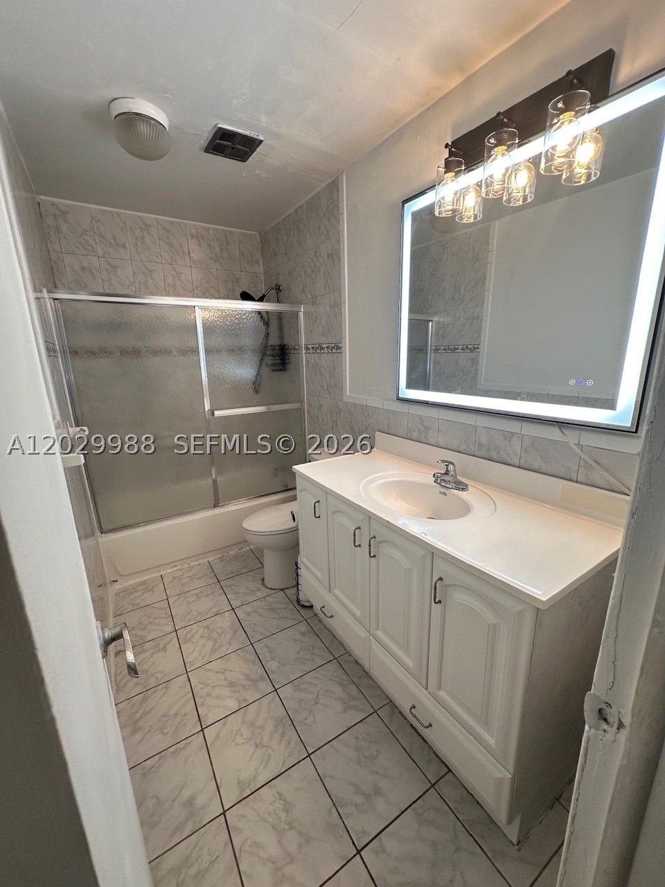 SUNRISE TOWNE PREFERRED 4 - Residential Lease