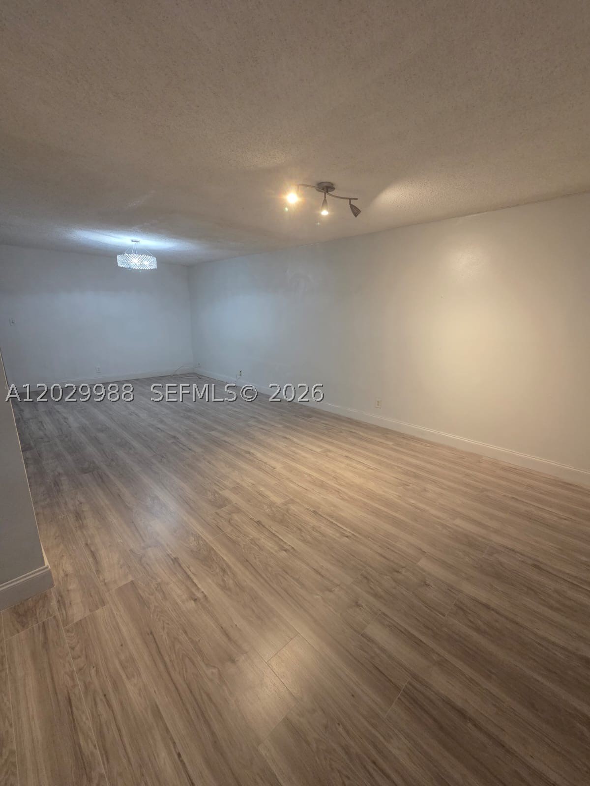 SUNRISE TOWNE PREFERRED 4 - Residential Lease