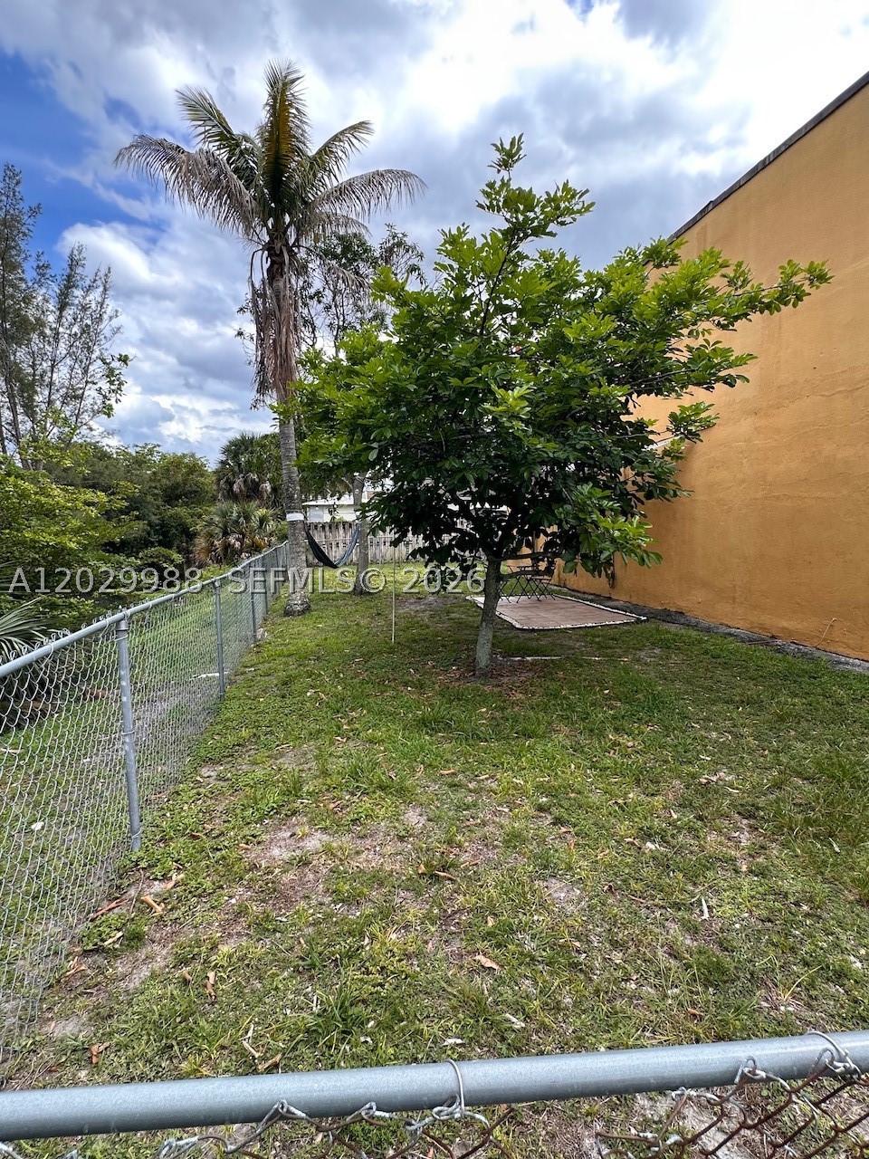 SUNRISE TOWNE PREFERRED 4 - Residential Lease