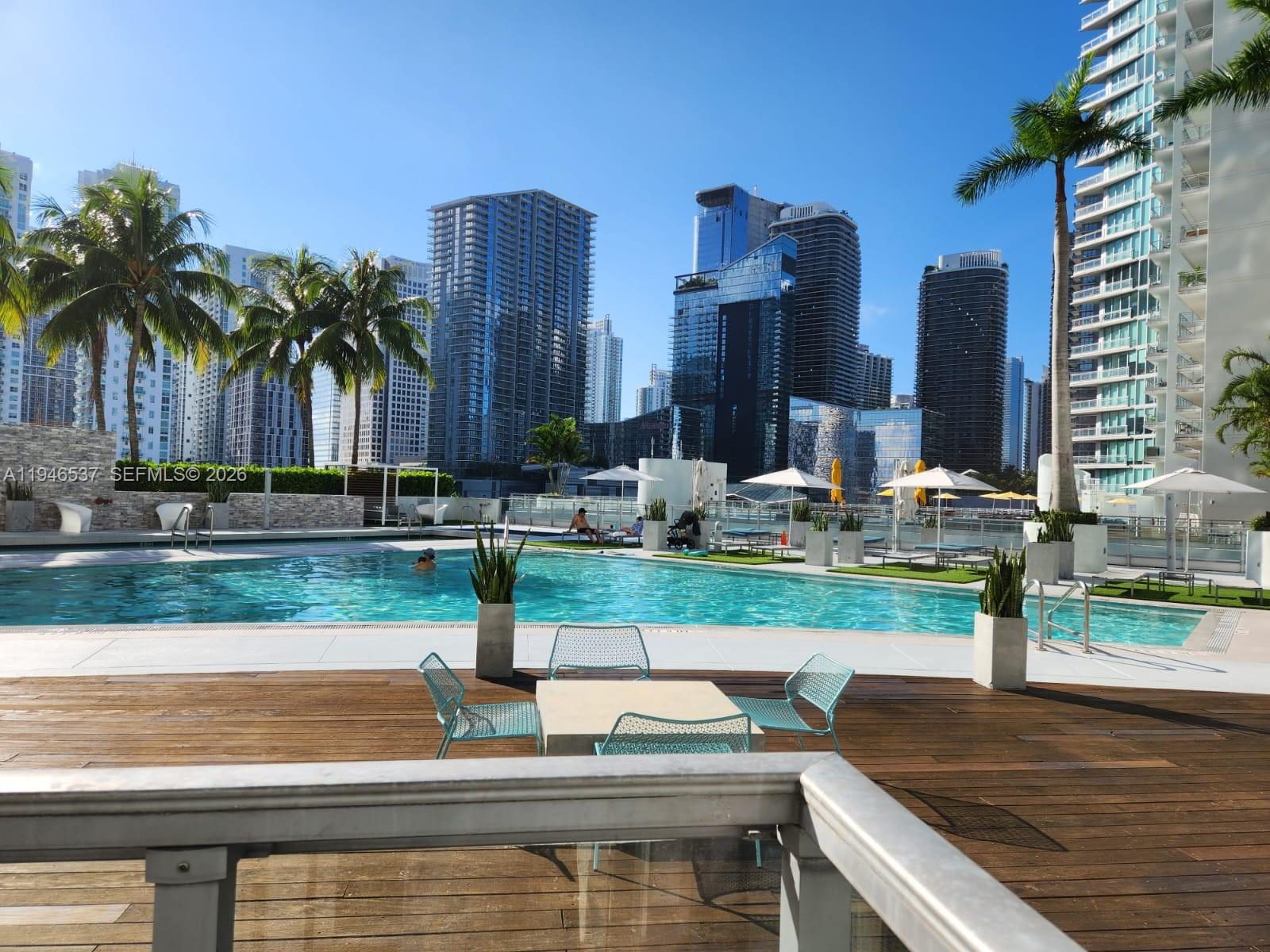 IVY CONDO - Residential