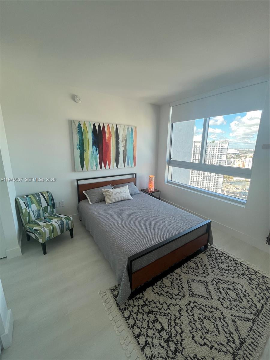 IVY CONDO - Residential