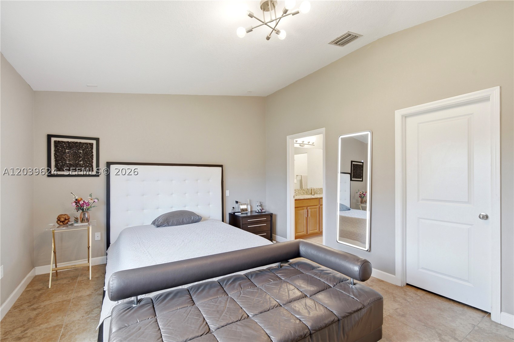 CHAMPION LAKES - Residential