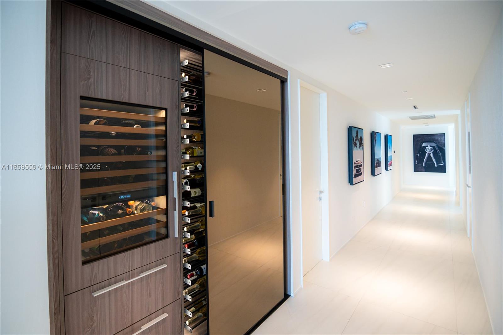 ONE THOUSAND MUSEUM CONDO - Residential
