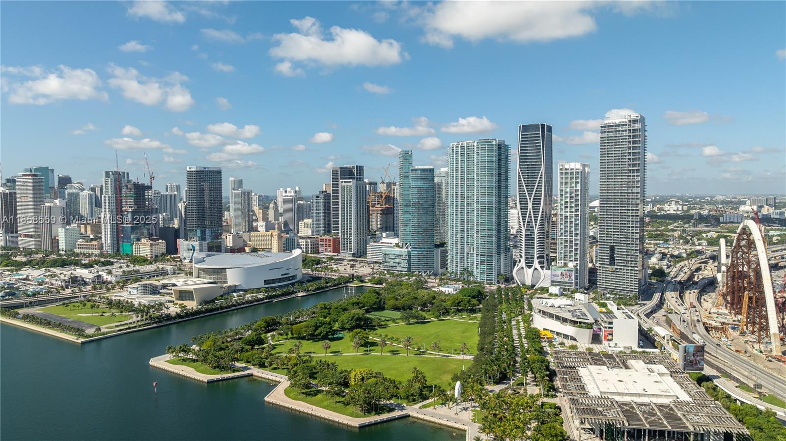 ONE THOUSAND MUSEUM CONDO - Residential