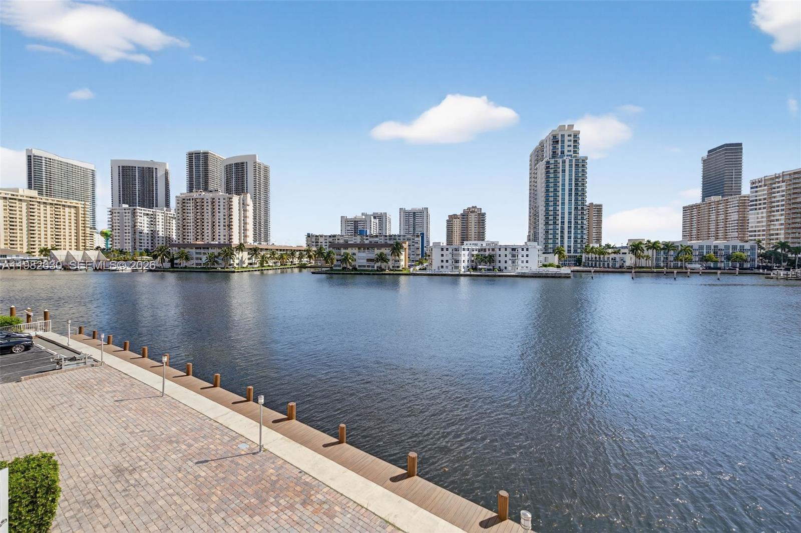 DORSEY ARMS CONDO - Residential