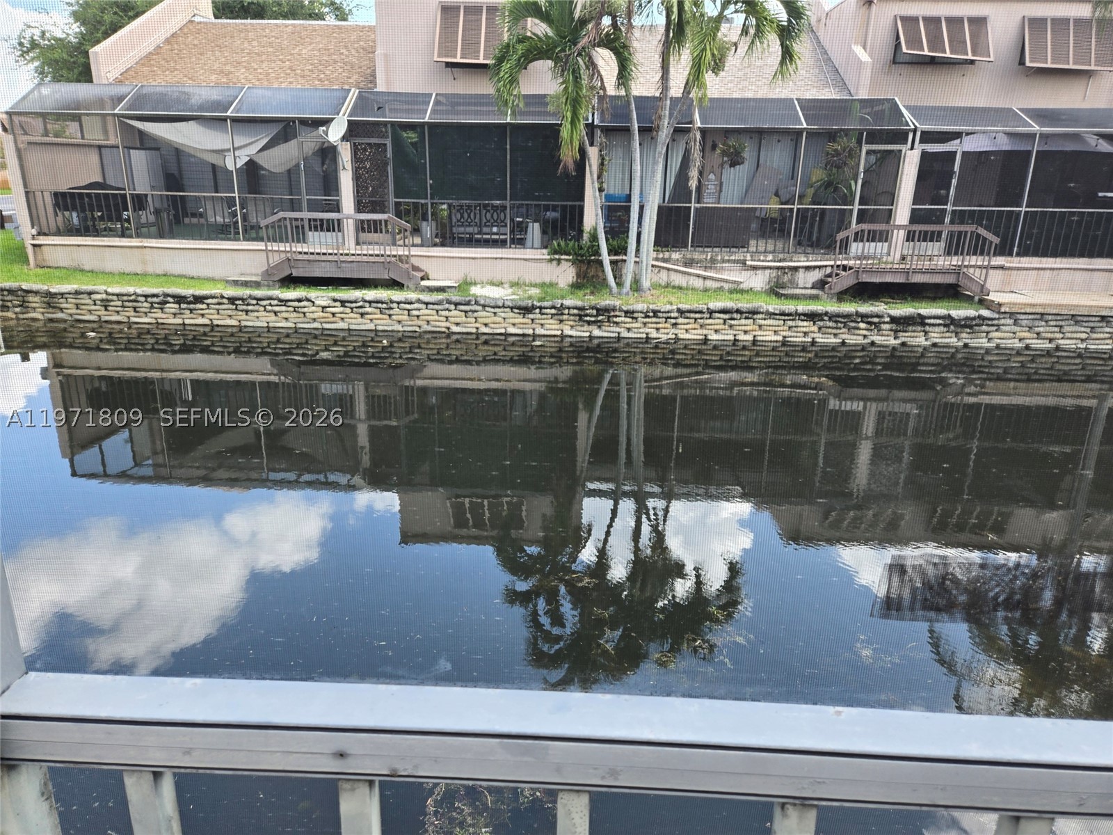 PEMBROKE LAKES SECTION SE - Residential