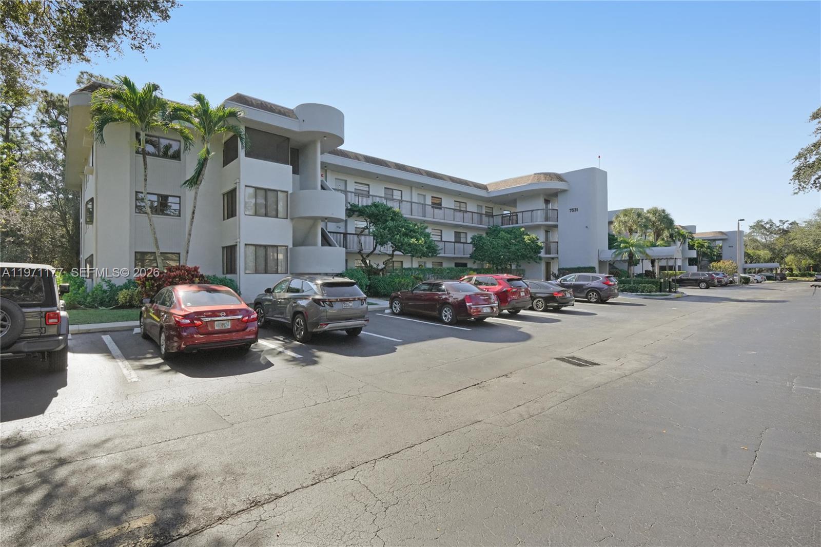 BONAIRE AT WOODMONT NO 5- - Residential
