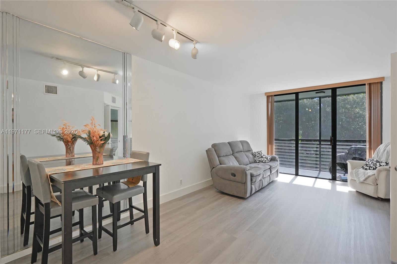 BONAIRE AT WOODMONT NO 5- - Residential
