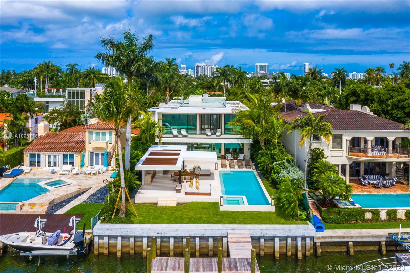 SAN MARINO ISLAND - Residential