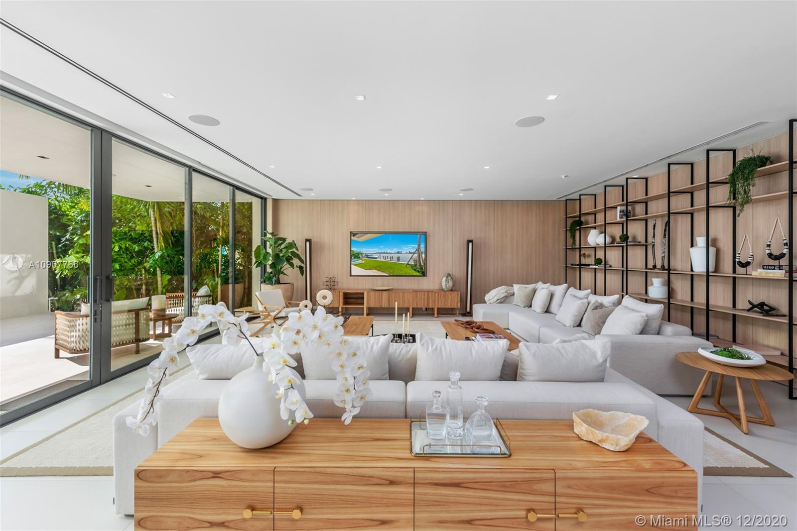 SAN MARINO ISLAND - Residential