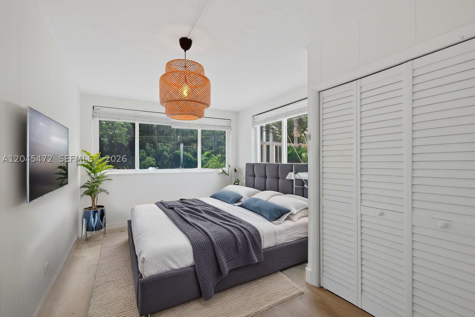 SUNNY ACRES - Residential Lease