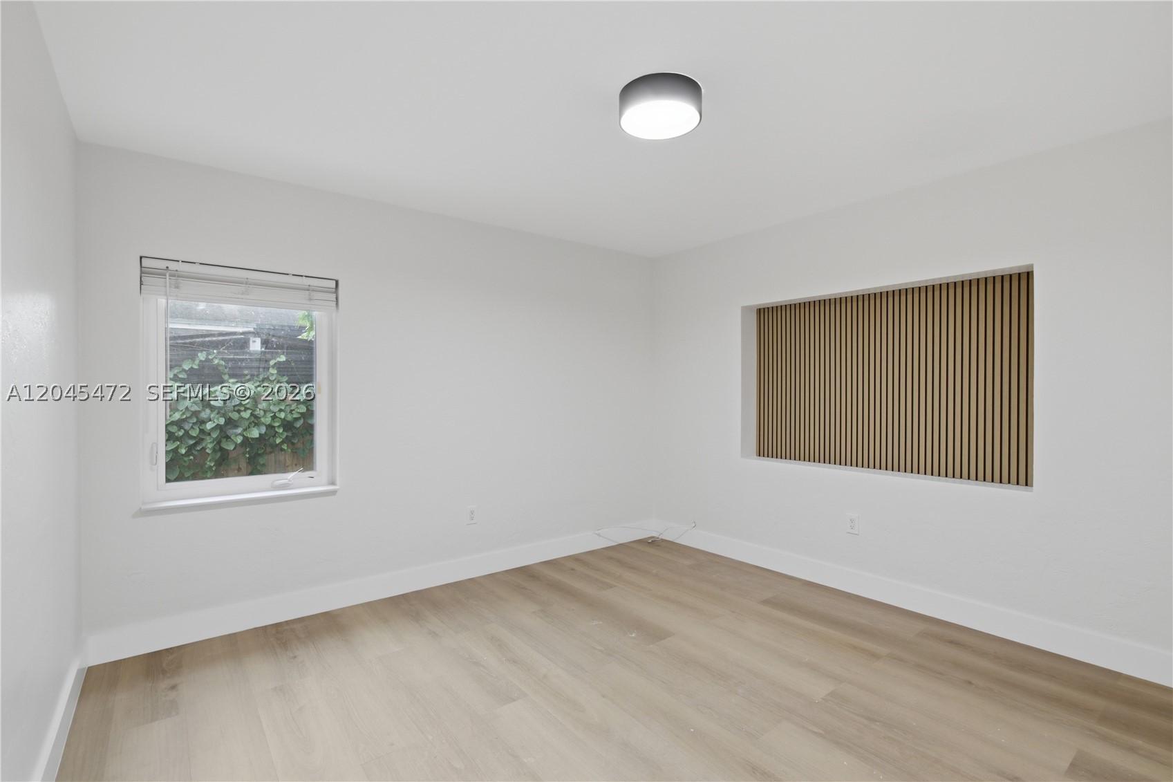 SUNNY ACRES - Residential Lease