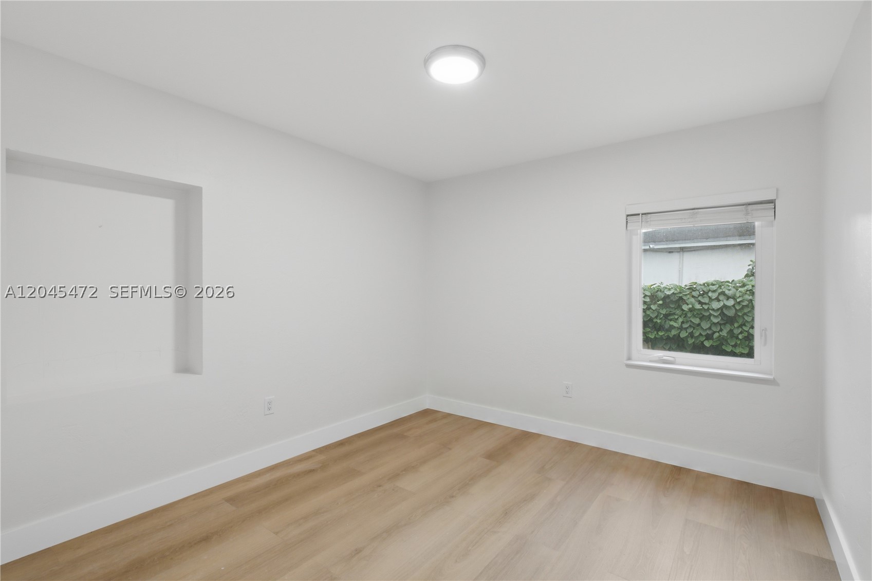 SUNNY ACRES - Residential Lease