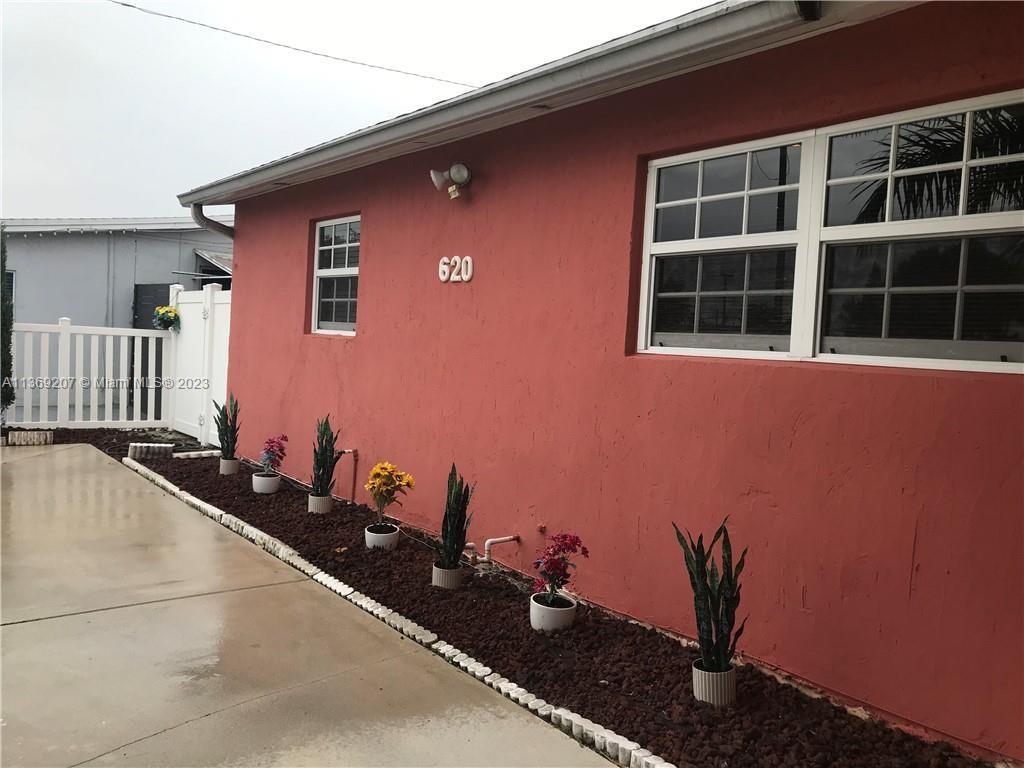 BOULEVARD HEIGHTS SEC 3 - Residential Lease