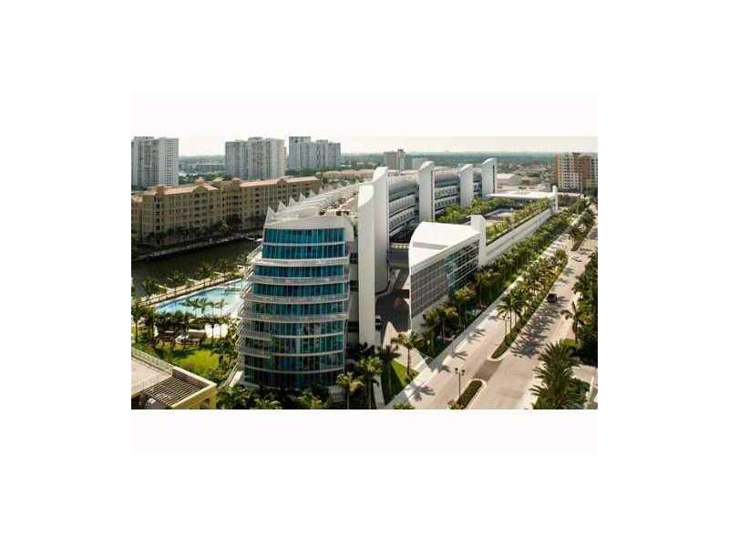 Elegant Penthouse with impeccable tri-level split plan. Spacious and bright 3Bed/3.5Bath with private rooftop terrace and balcony overlooking the canal. Porcelain floors throughout, stainless steel appliances and granite countertops in the gourmet kitchen, huge walking closets. Building’s 5-star amenities include: pool, tennis court, fitness center, theater, and more. Exclusive location, close to the best Aventura and Sunny Isles have to offer.