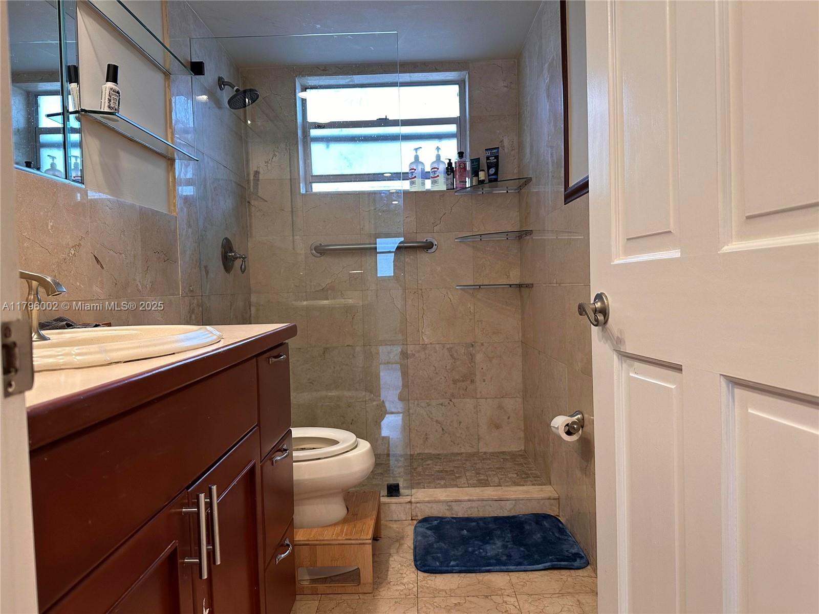 PENN STAR CONDO - Residential