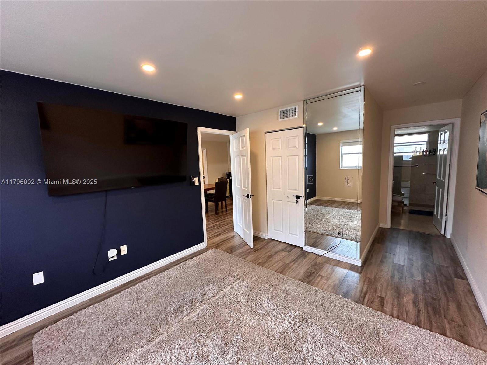 PENN STAR CONDO - Residential