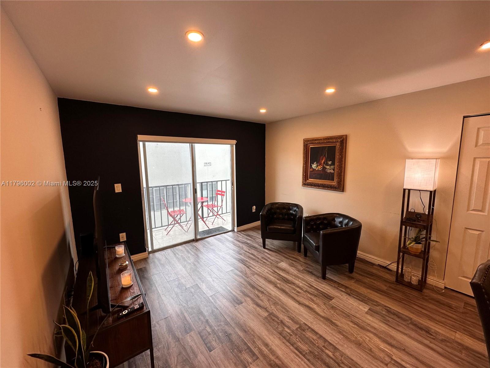PENN STAR CONDO - Residential