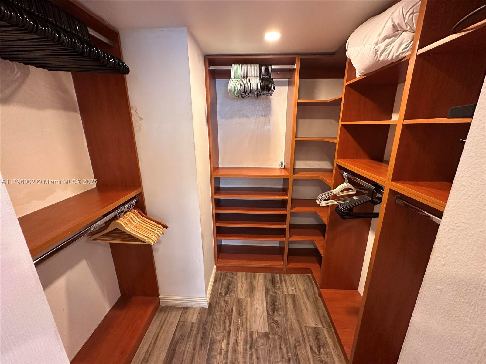 PENN STAR CONDO - Residential