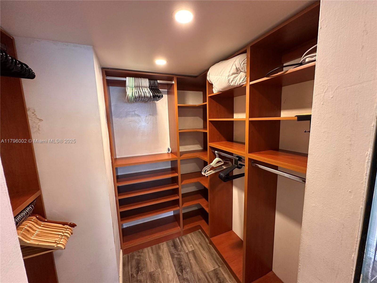 PENN STAR CONDO - Residential