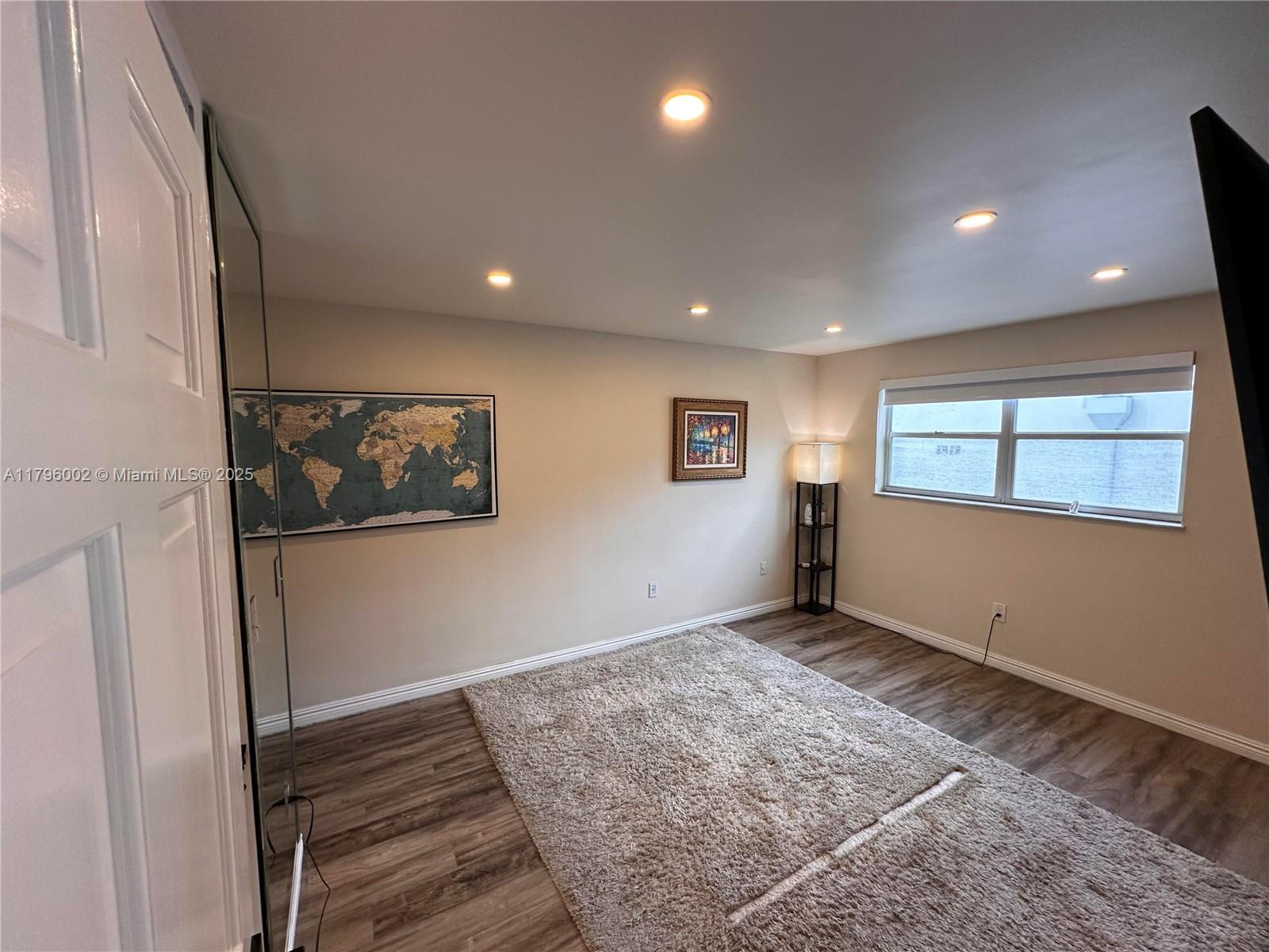 PENN STAR CONDO - Residential