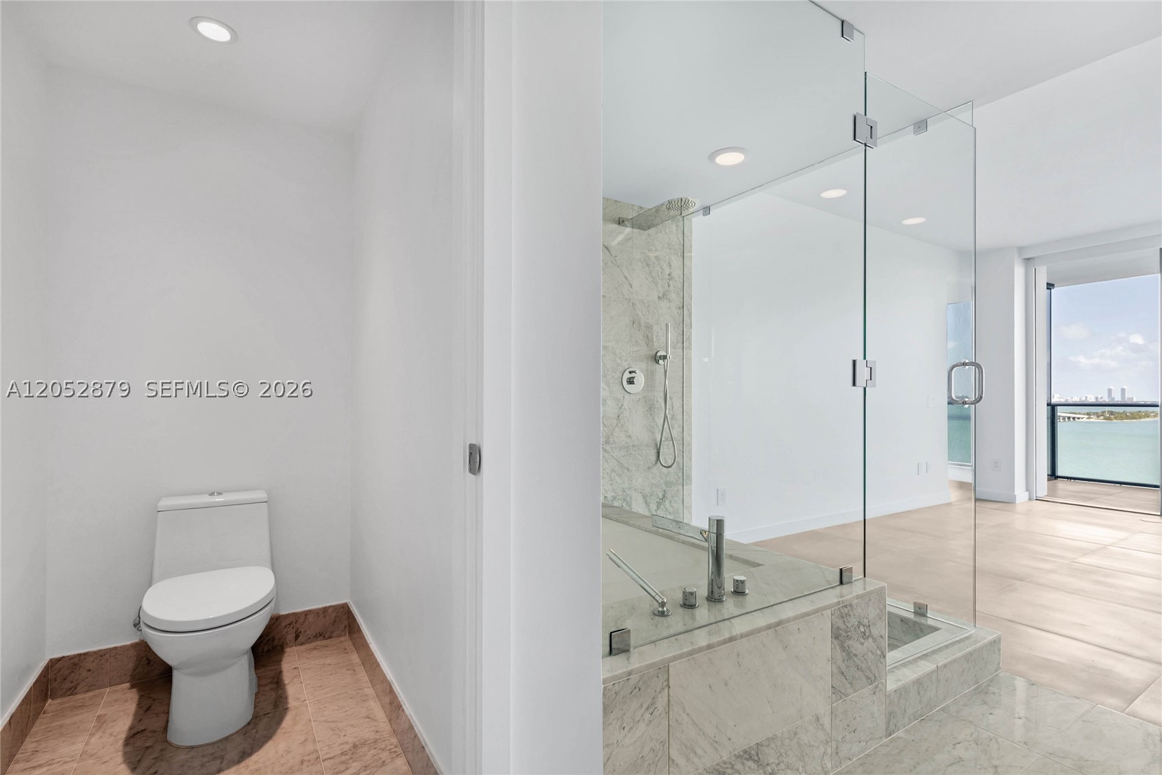 ONE PARAISO CONDO - Residential