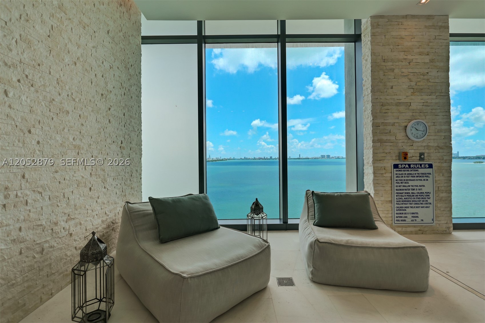 ONE PARAISO CONDO - Residential