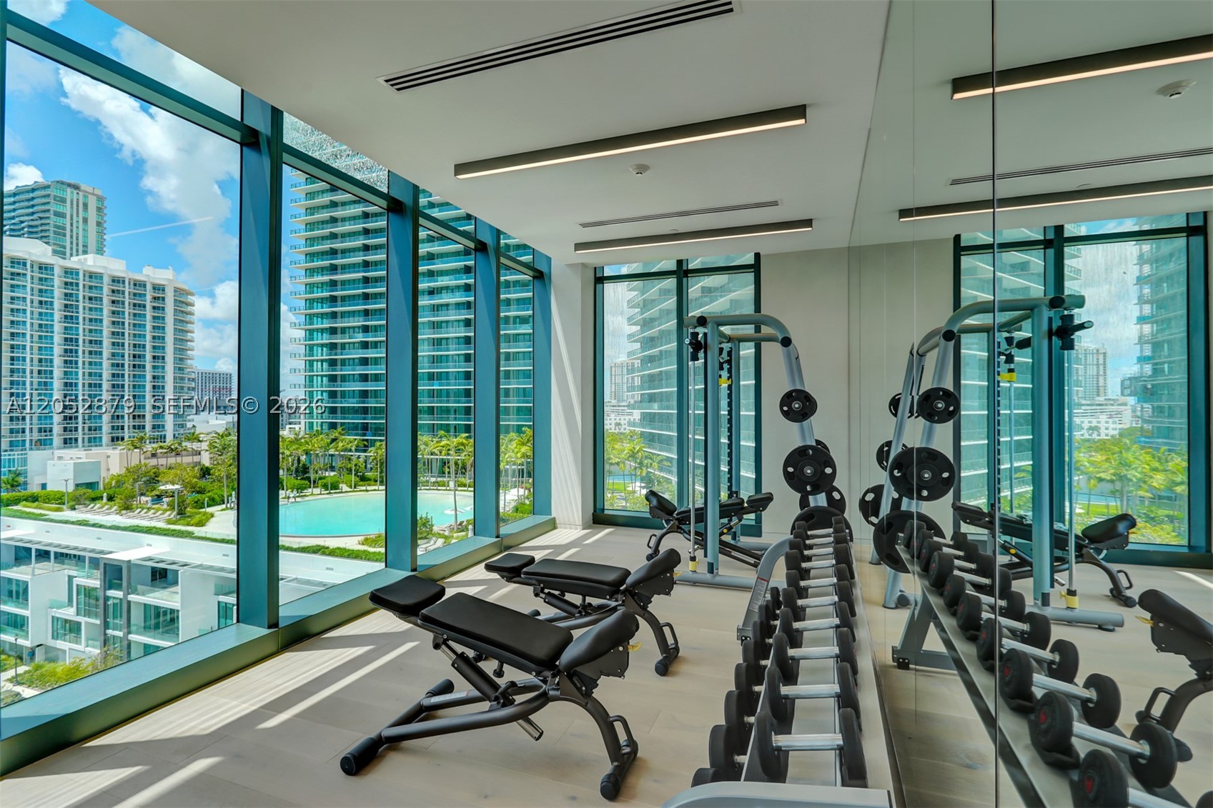 ONE PARAISO CONDO - Residential