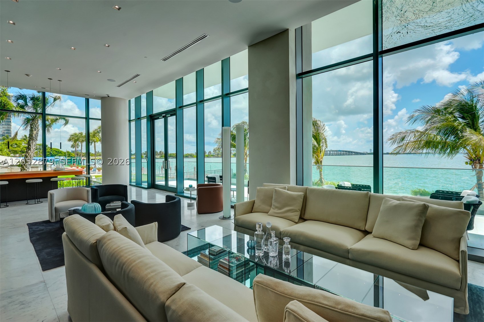 ONE PARAISO CONDO - Residential