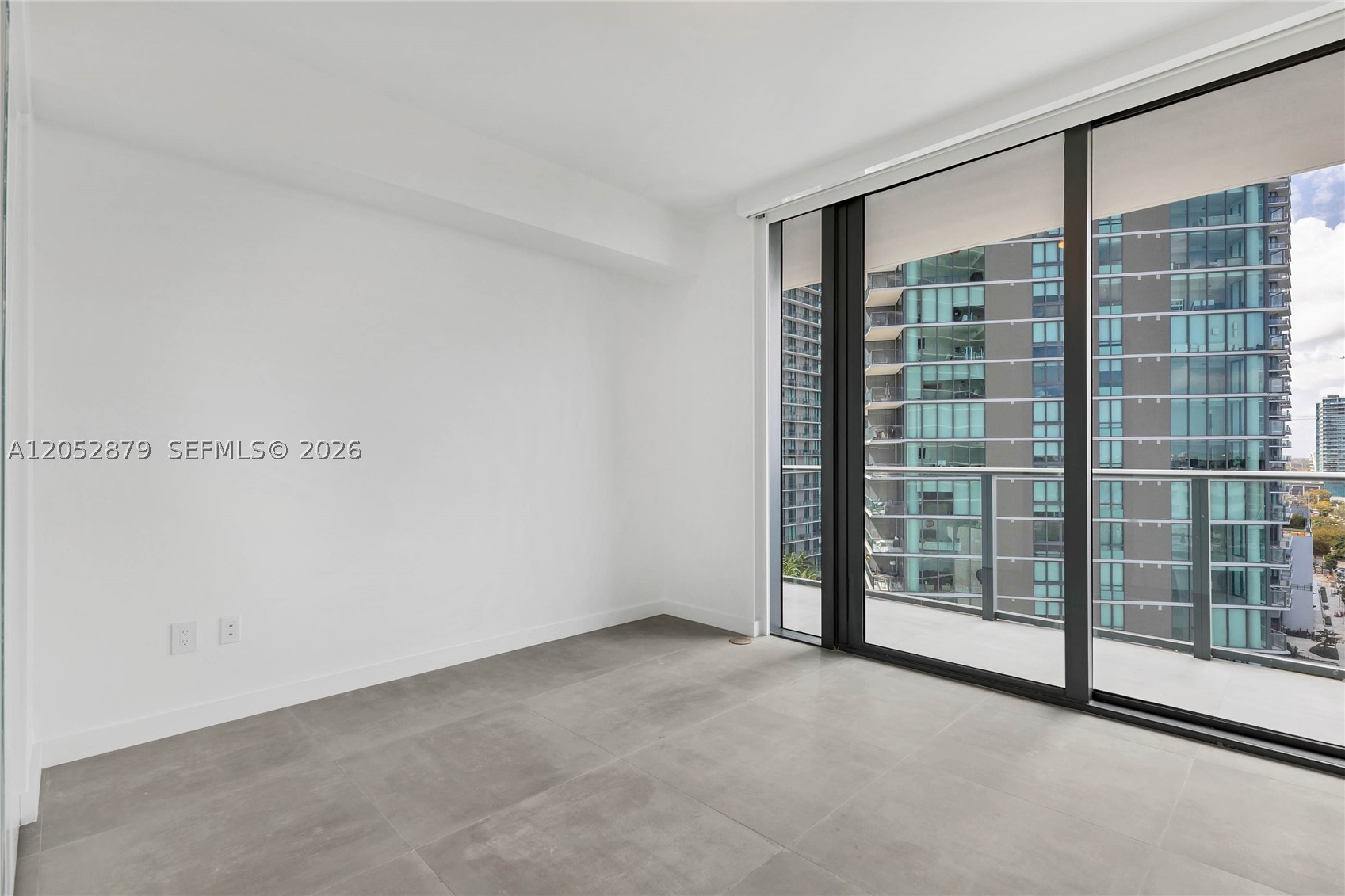 ONE PARAISO CONDO - Residential
