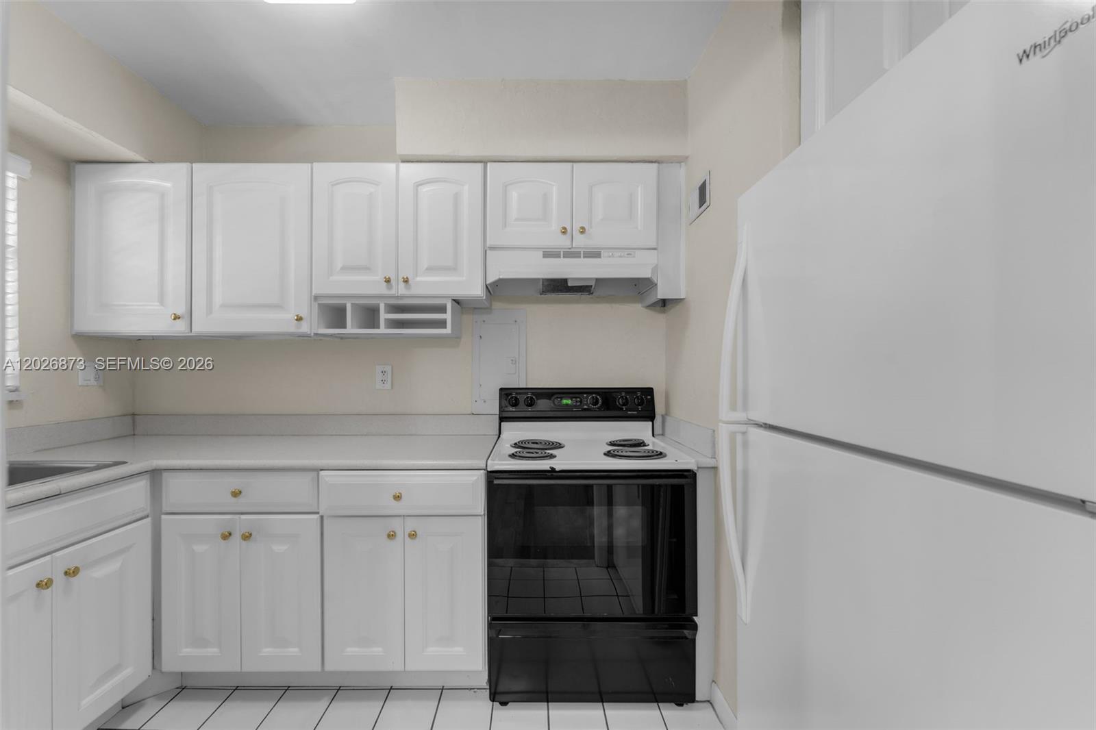 PATHWAYS CONDO - Residential Lease