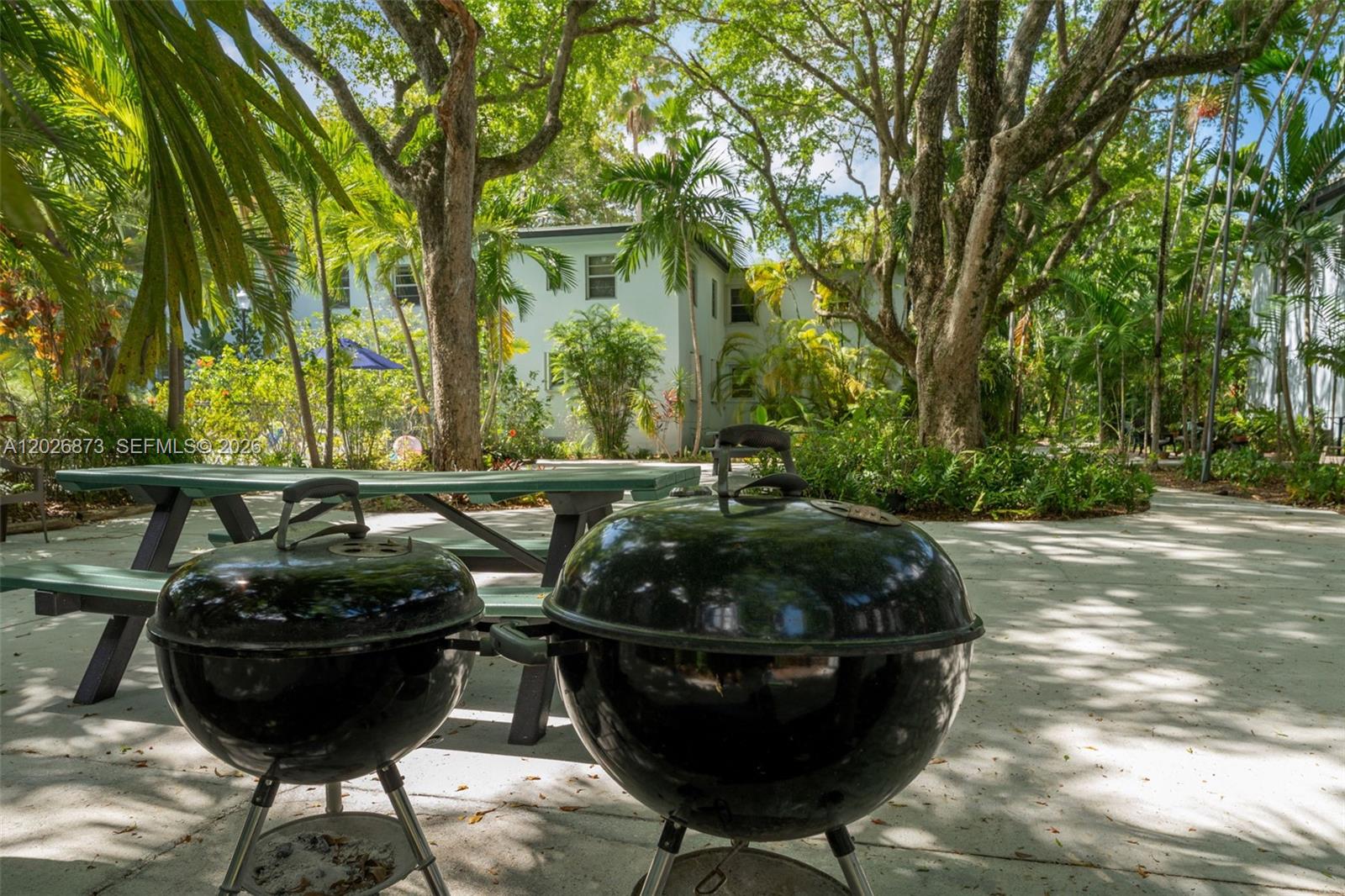 PATHWAYS CONDO - Residential Lease