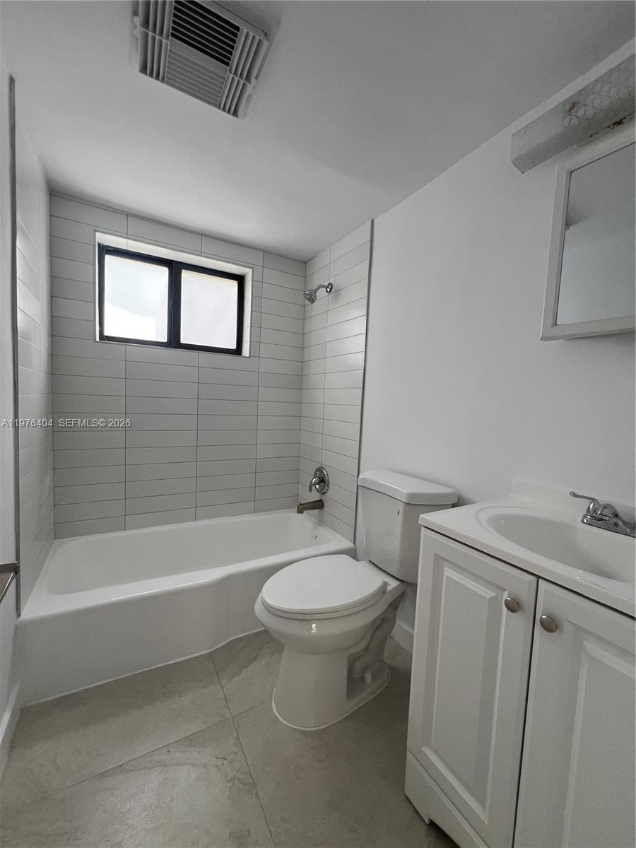 BRICKELL RIVERVIEW - Residential Lease