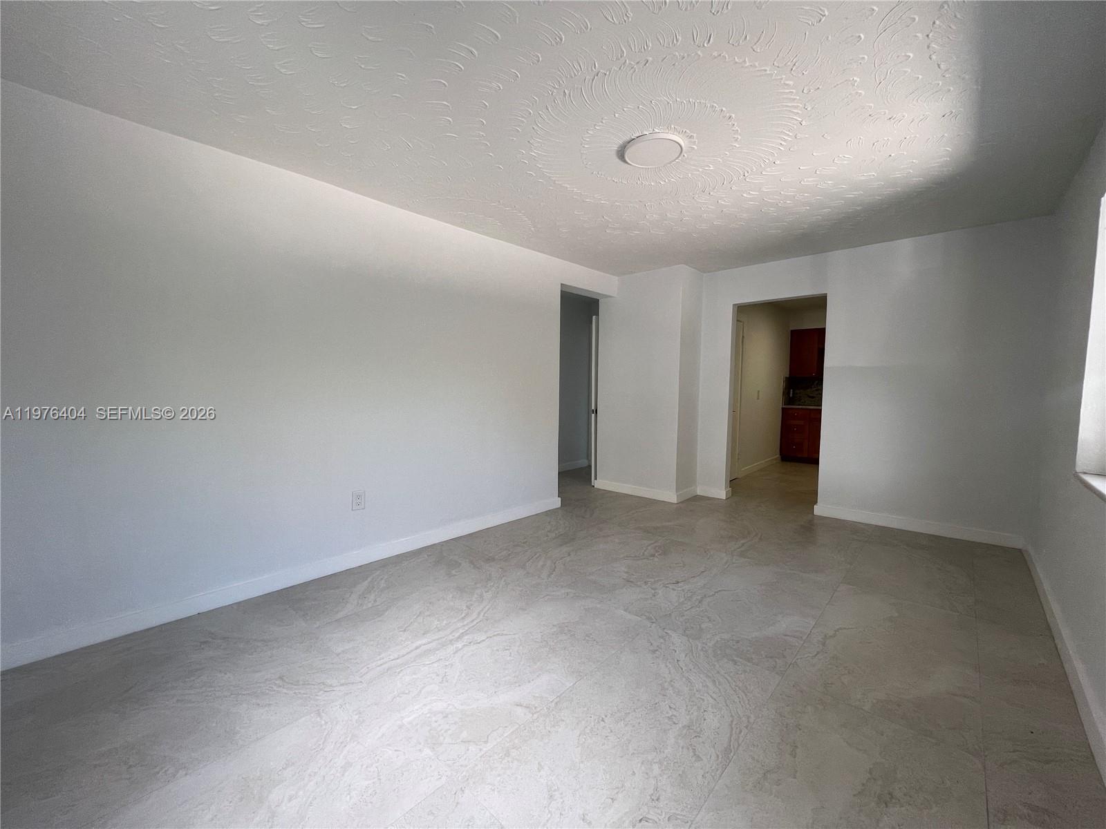 BRICKELL RIVERVIEW - Residential Lease