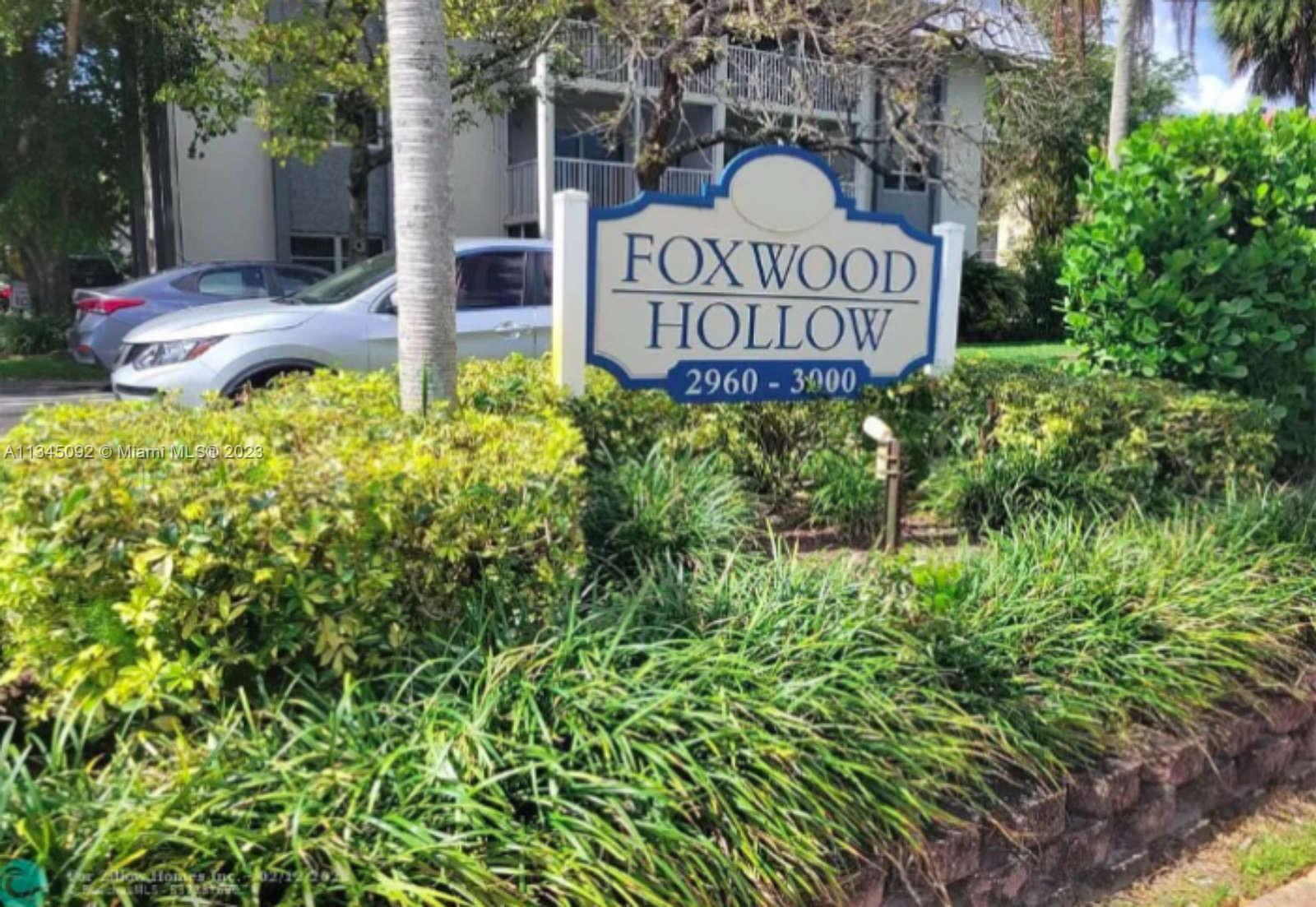 FOXWOOD HOLLOW - Residential