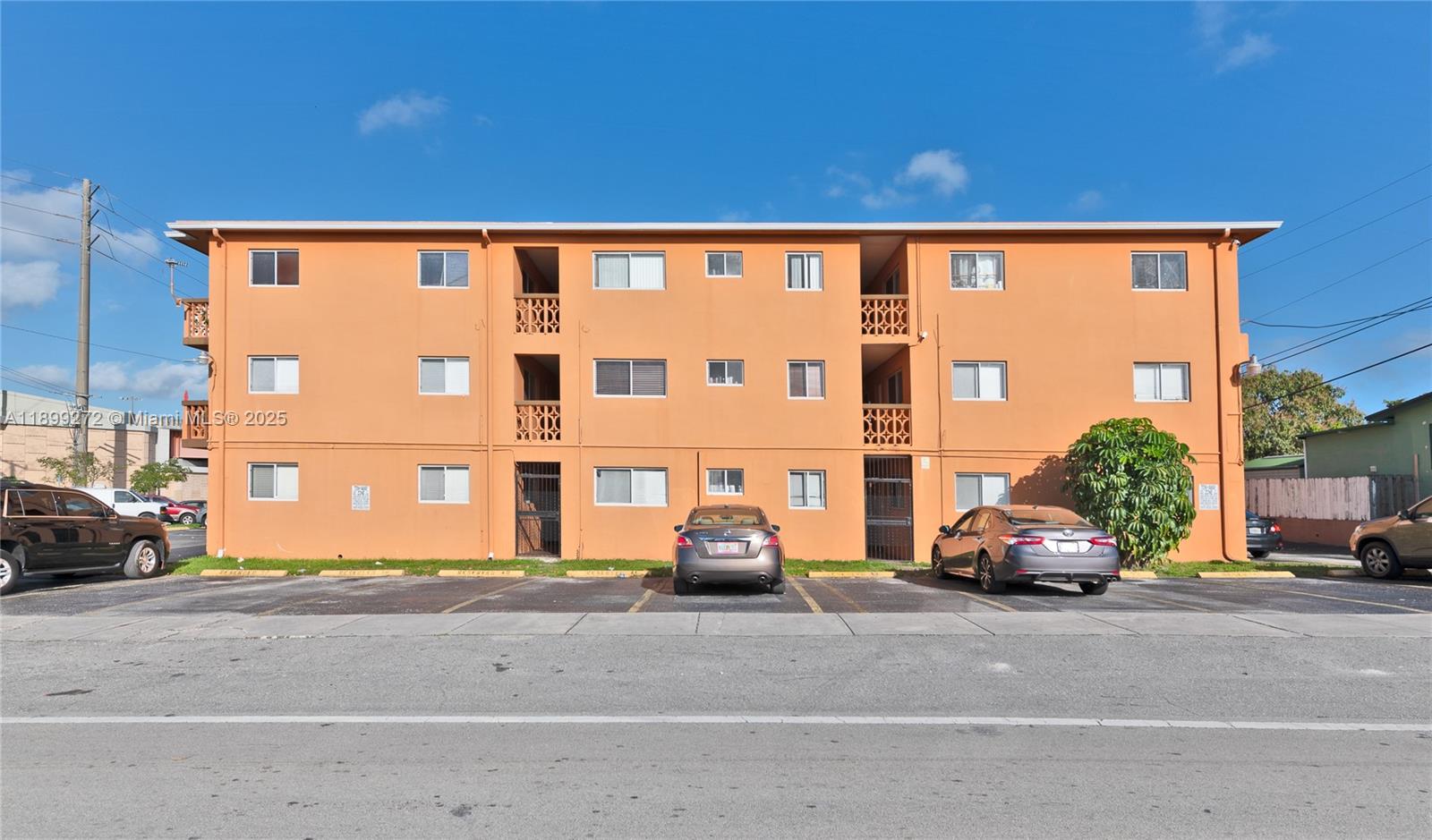 RIVER GRAND II CONDO - Residential