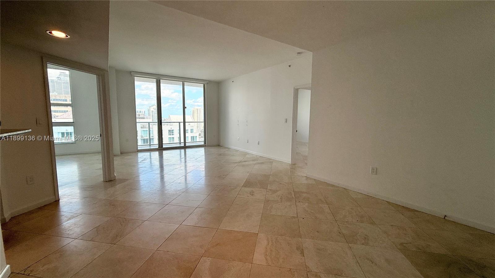 THE MARK ON BRICKELL COND - Residential