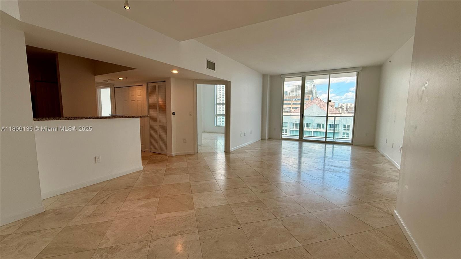 THE MARK ON BRICKELL COND - Residential