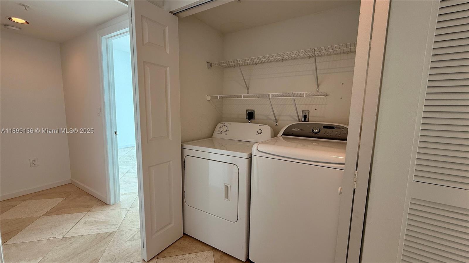 THE MARK ON BRICKELL COND - Residential