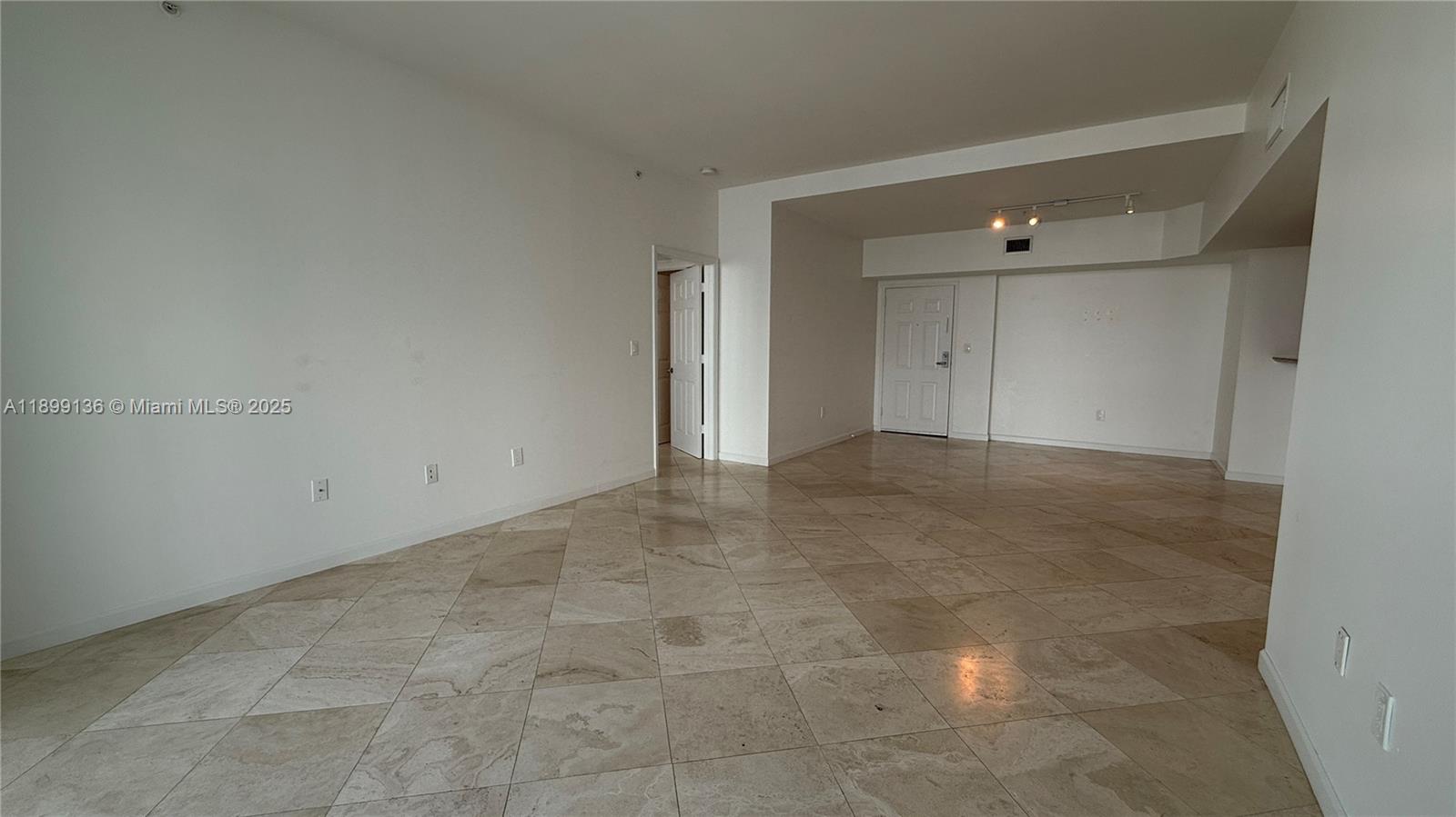THE MARK ON BRICKELL COND - Residential