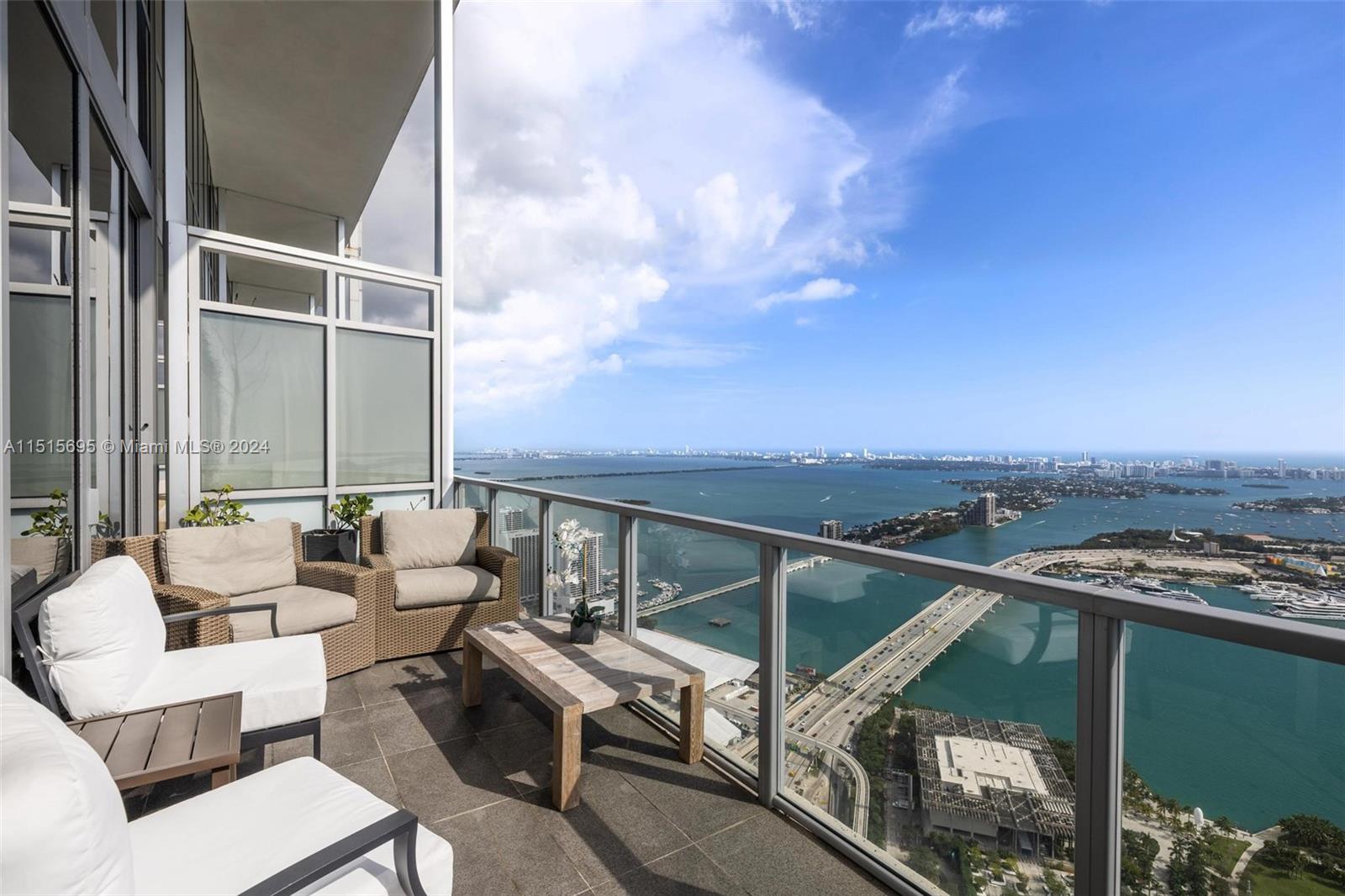 MARQUIS CONDO - Residential