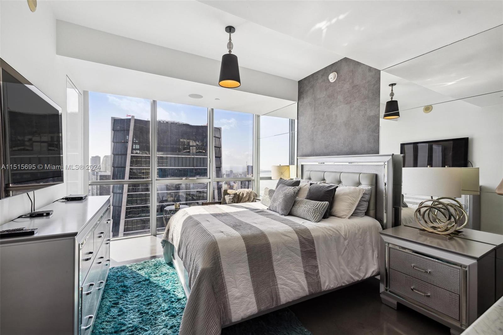 MARQUIS CONDO - Residential