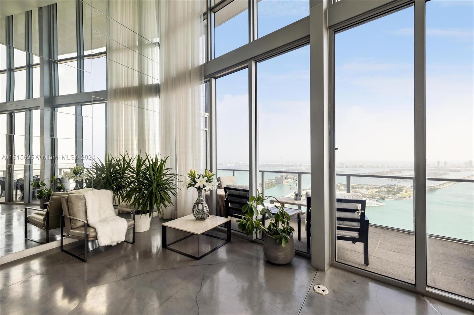 MARQUIS CONDO - Residential