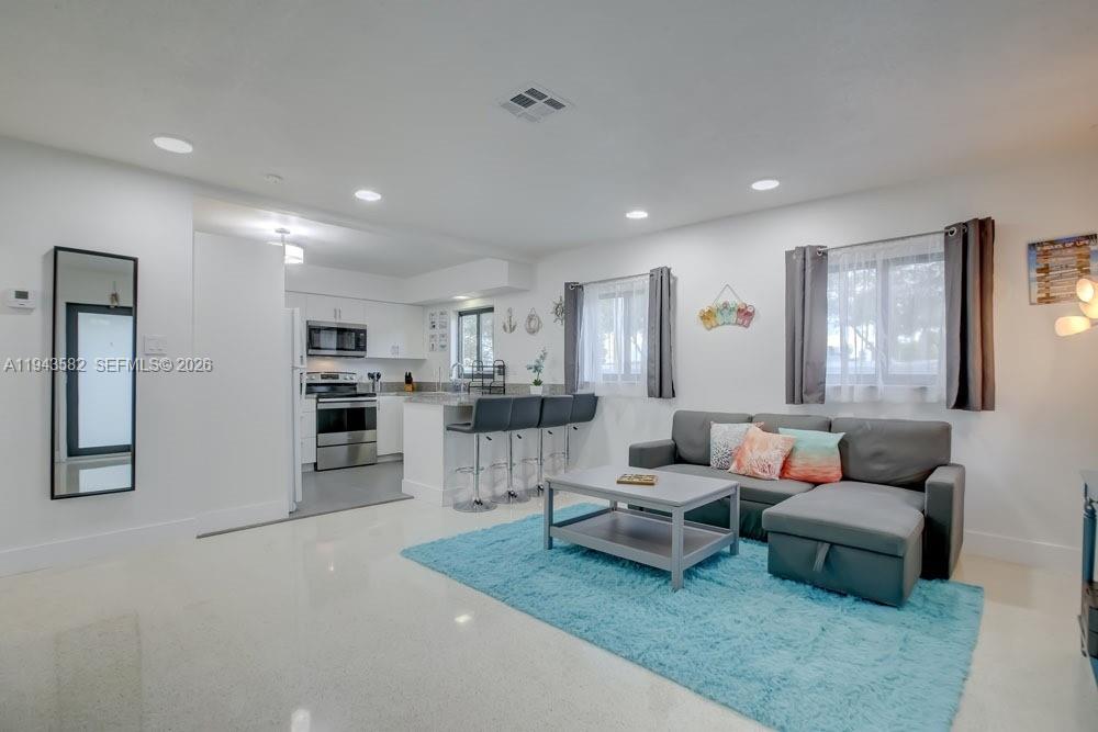 OSCEOLA PARK - Residential Income