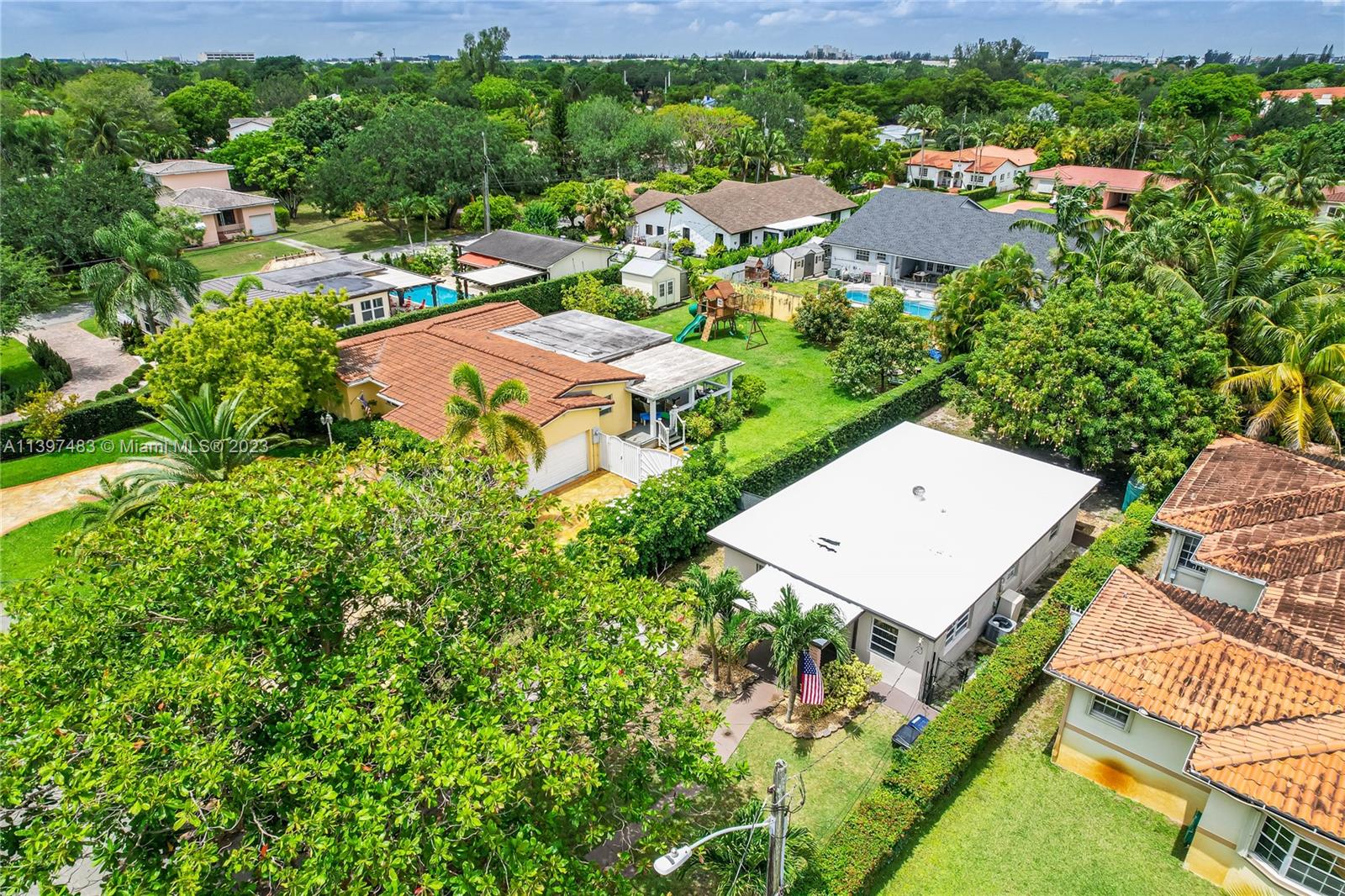 REV PL OF GOLF COURSE ADD - Residential Lease