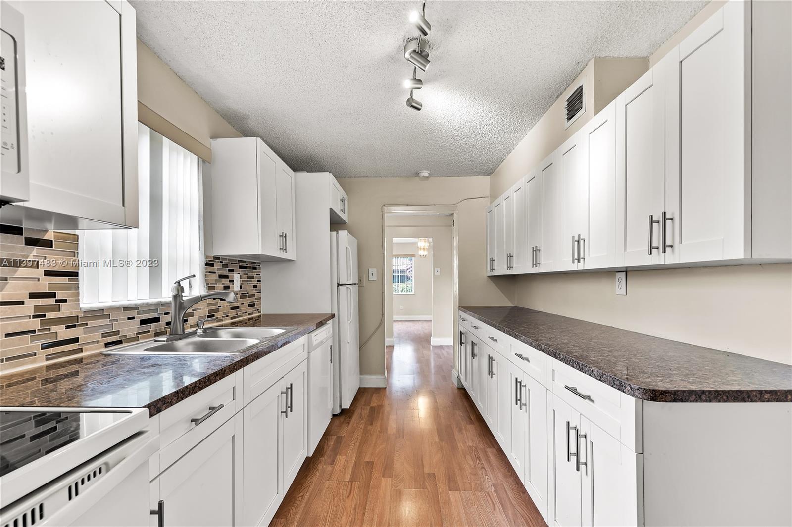 REV PL OF GOLF COURSE ADD - Residential Lease