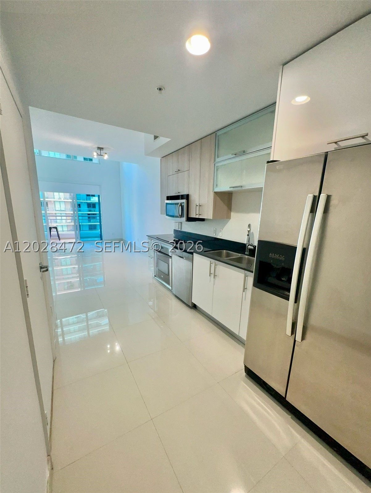 INFINITY AT BRICKELL COND - Residential Lease